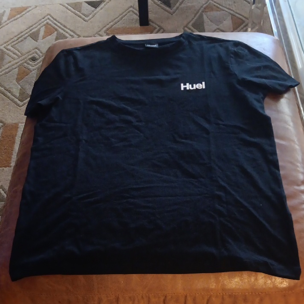 HUEL Men's Black Short Sleeve Tee L NWOT